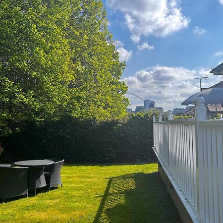 En-Suites With Free Parking 30Min To Central London Exterior foto