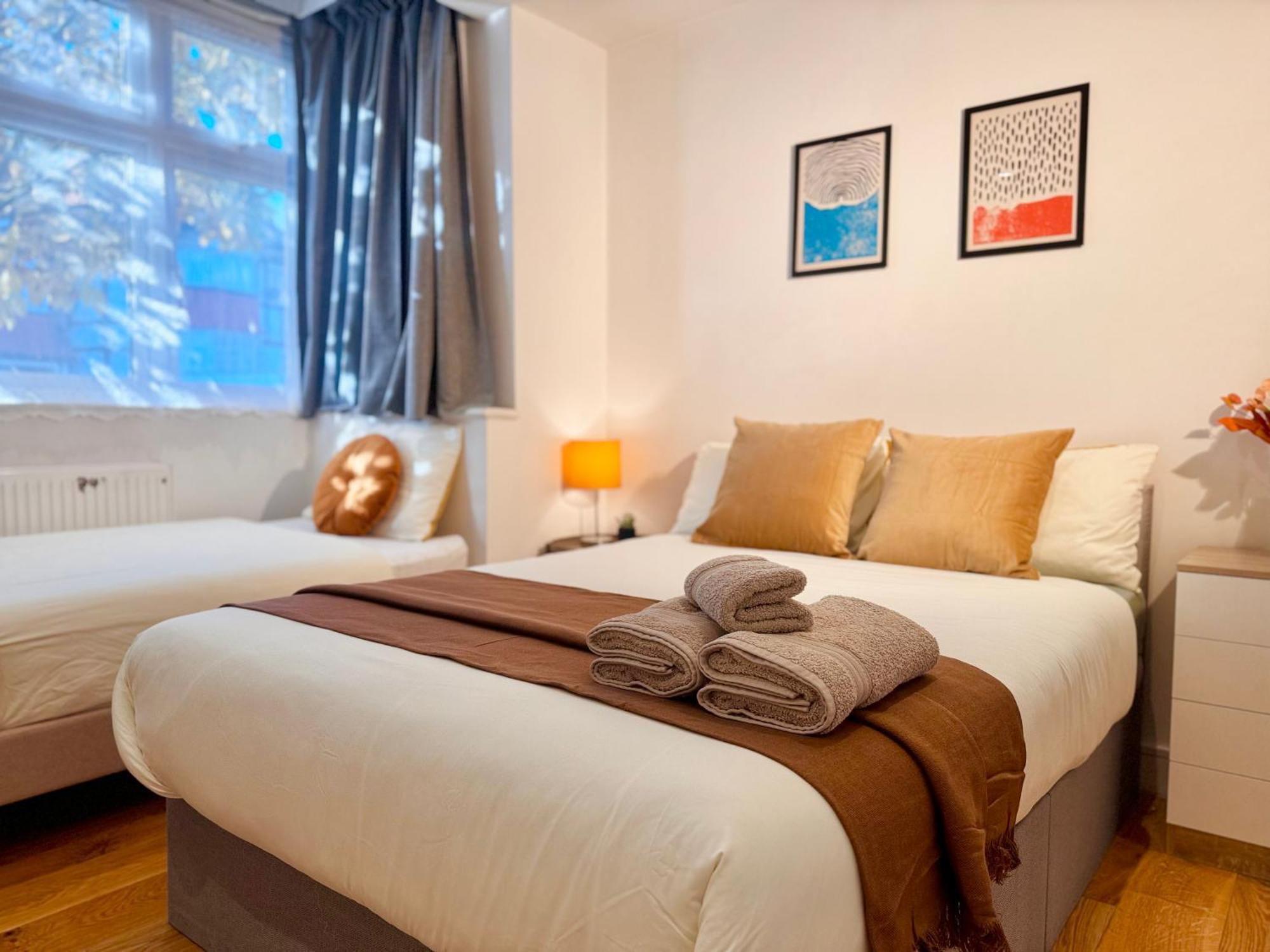 En-Suites With Free Parking 30Min To Central London Exterior foto