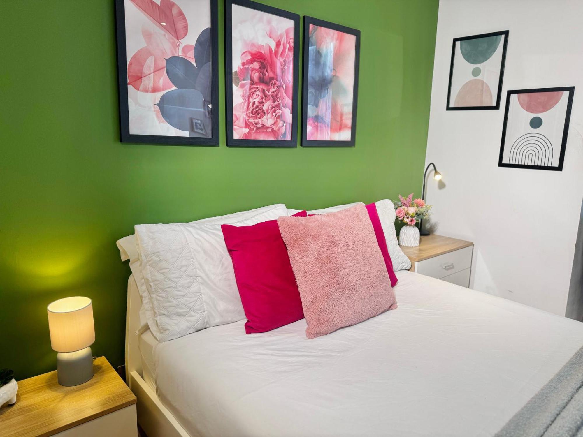 En-Suites With Free Parking 30Min To Central London Exterior foto
