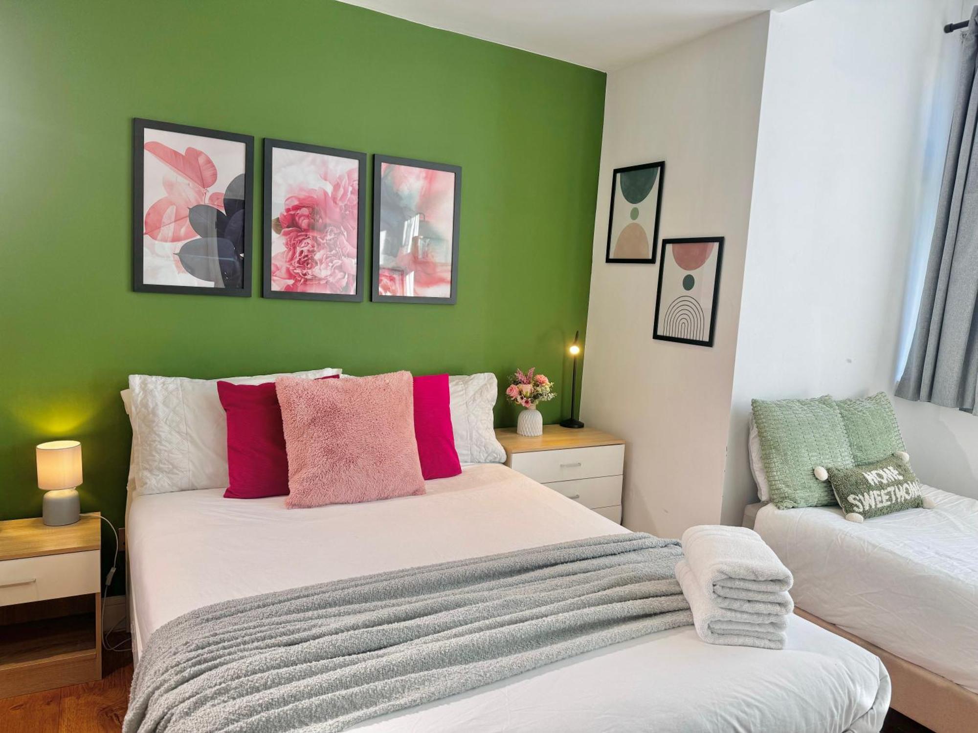 En-Suites With Free Parking 30Min To Central London Exterior foto
