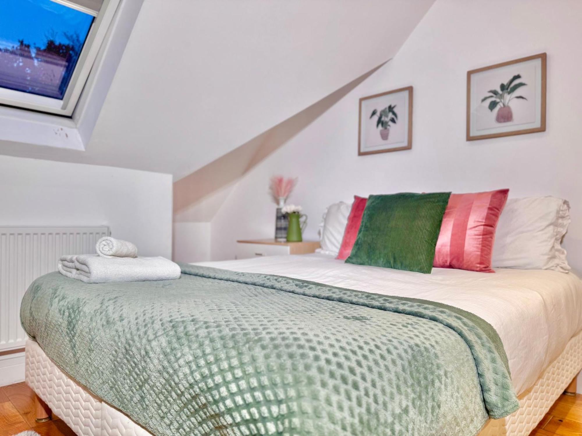 En-Suites With Free Parking 30Min To Central London Exterior foto