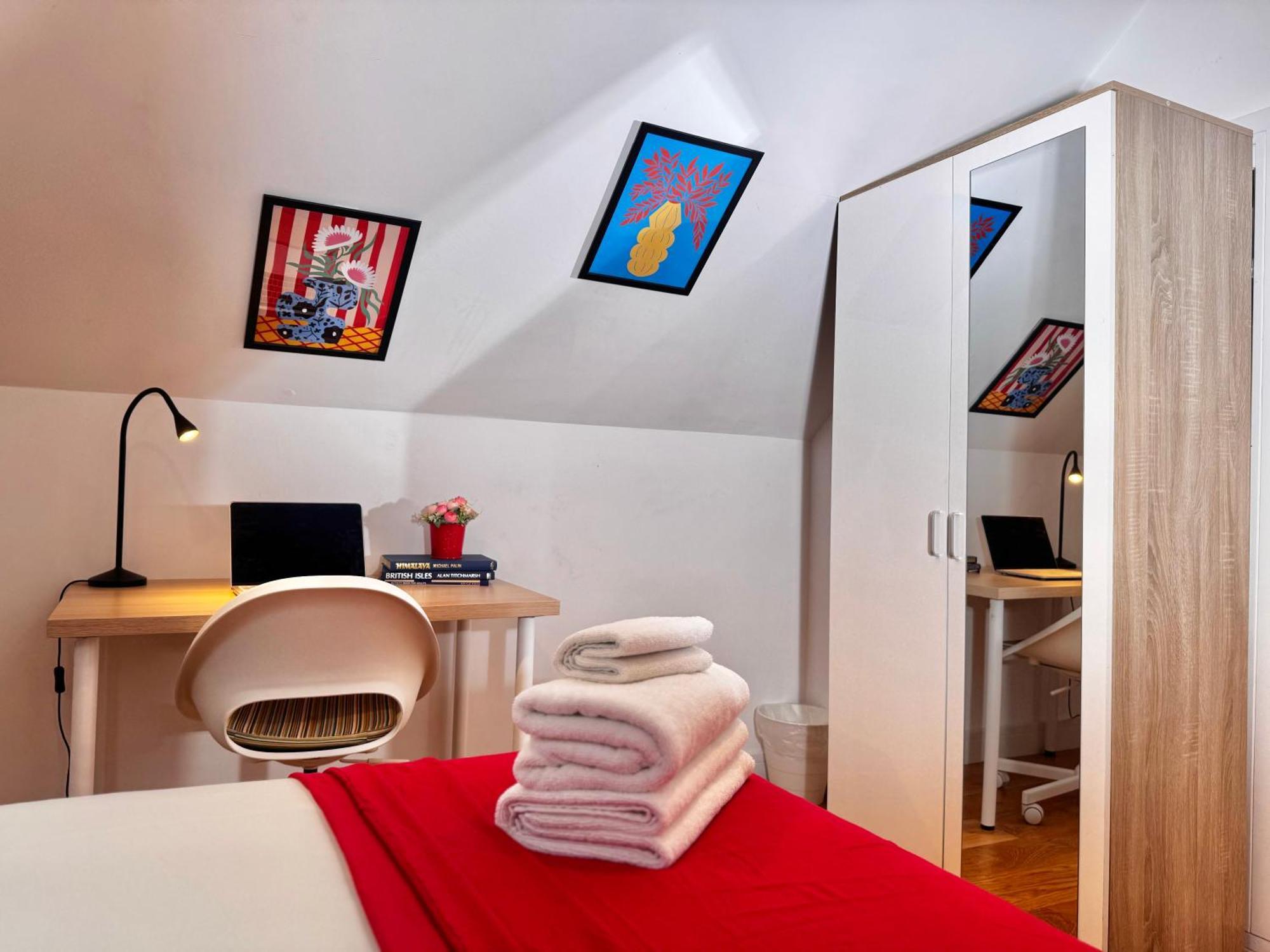 En-Suites With Free Parking 30Min To Central London Exterior foto