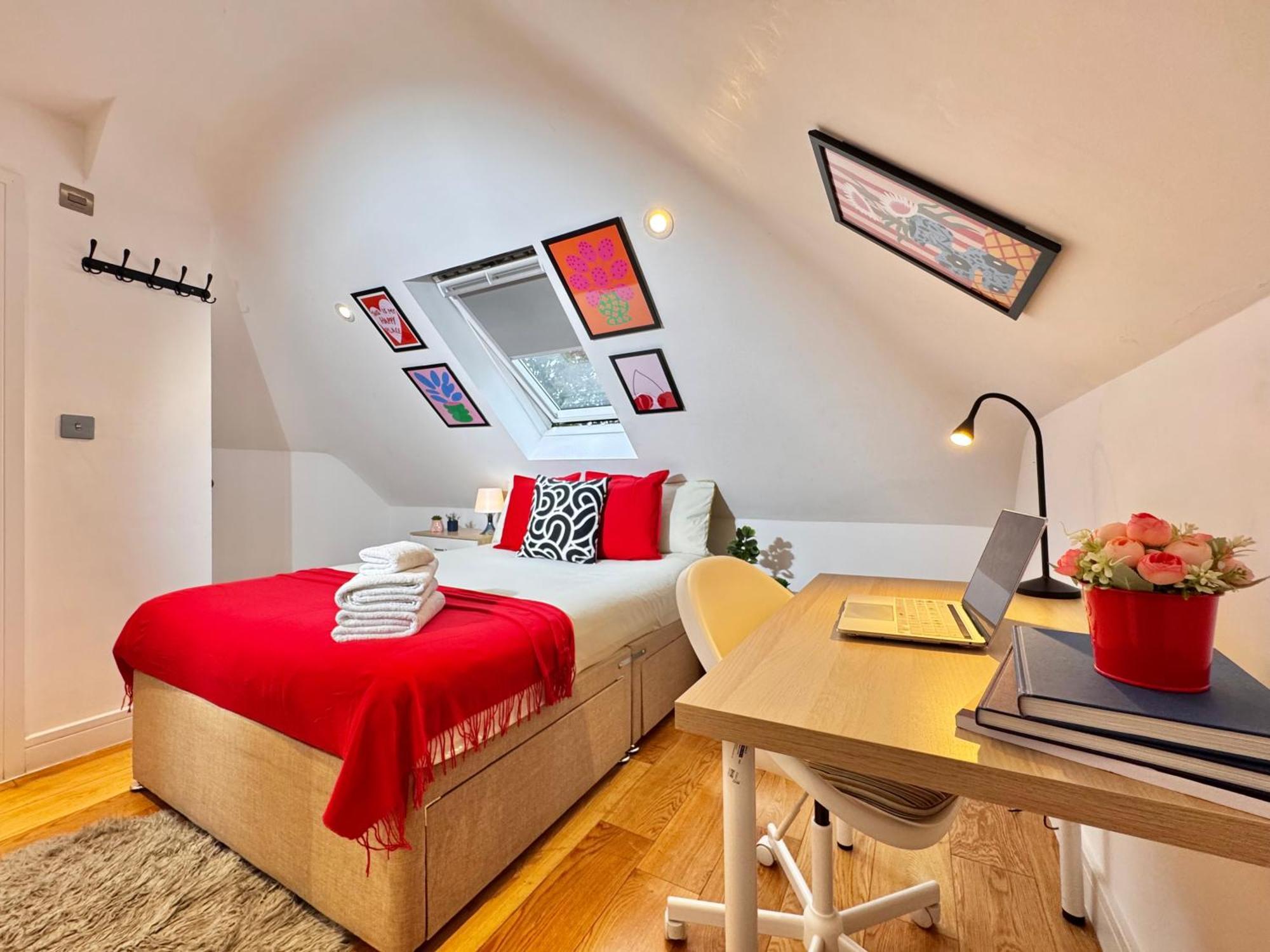 En-Suites With Free Parking 30Min To Central London Exterior foto