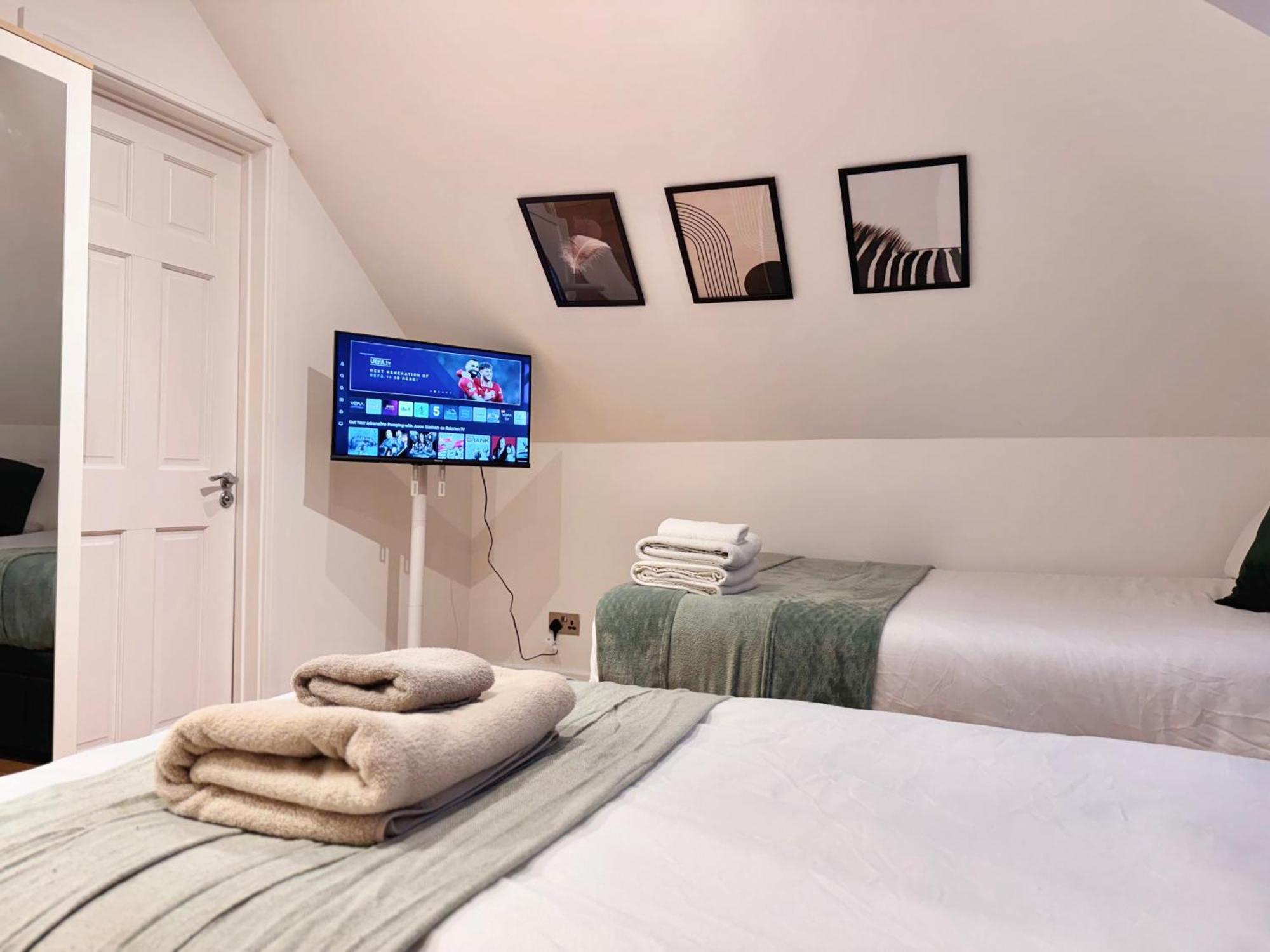 En-Suites With Free Parking 30Min To Central London Exterior foto